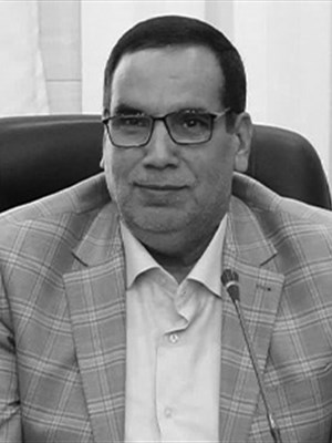 دکتر اصغر مکارم